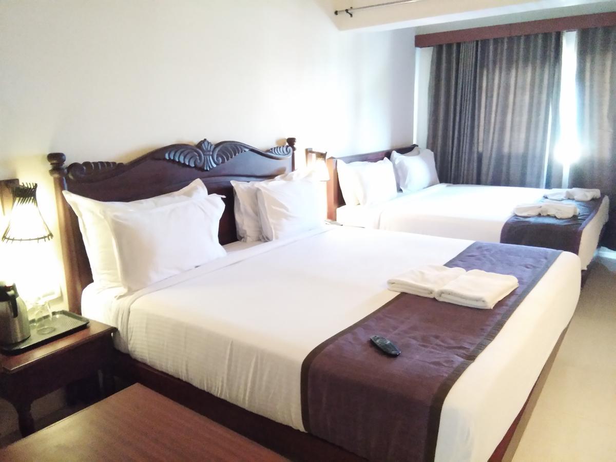 Hotel Sea Face Komoryn Zewnętrze zdjęcie