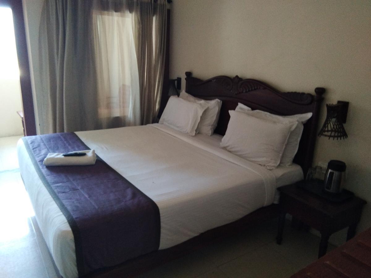 Hotel Sea Face Komoryn Zewnętrze zdjęcie