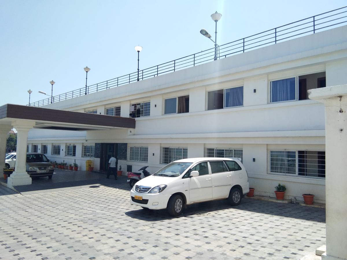 Hotel Sea Face Komoryn Zewnętrze zdjęcie